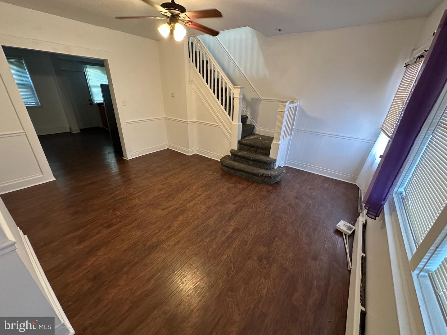 5734 N Lambert St Property Photo 2