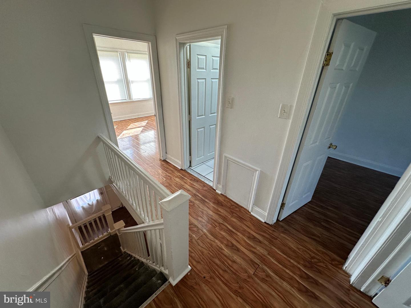 5734 N Lambert St Property Photo 9