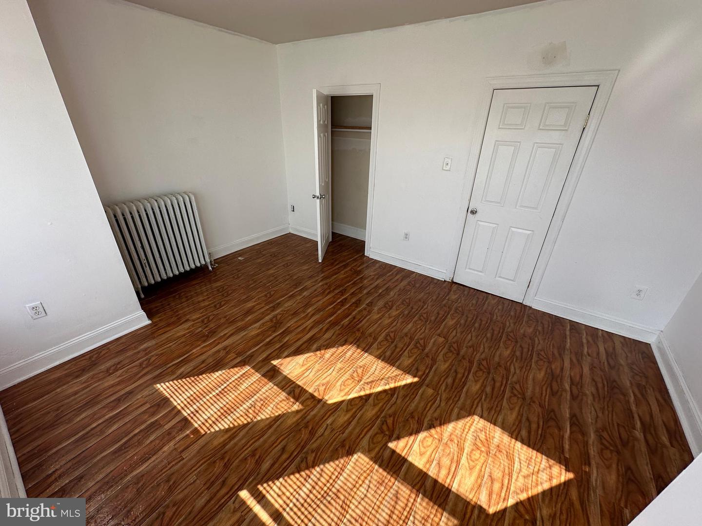 5734 N Lambert St Property Photo 18