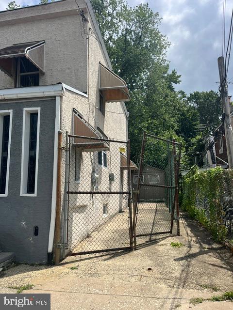 2070 E Haines St Property Photo 2