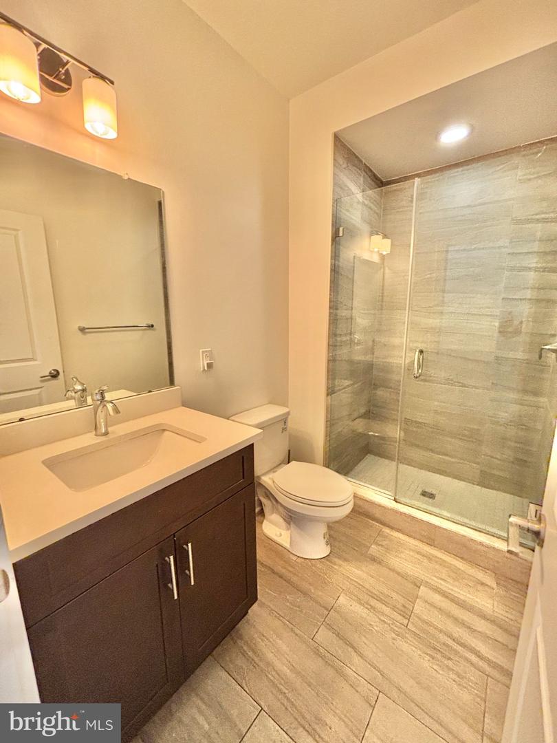 2122 Kensington Walk Property Photo 21