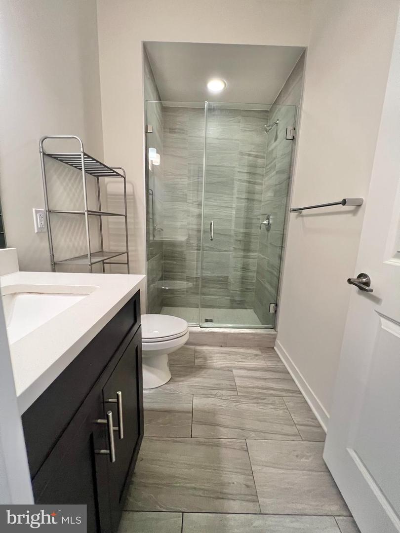 2122 Kensington Walk Property Photo 40