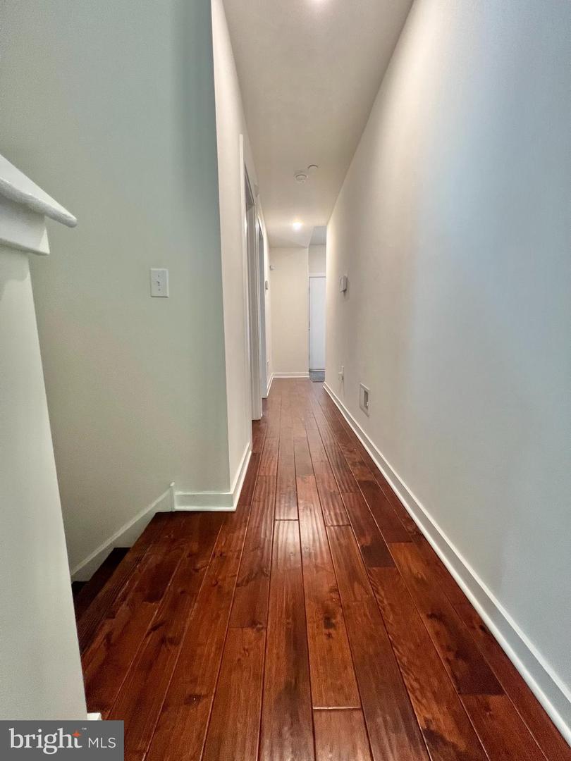 2122 Kensington Walk Property Photo 41