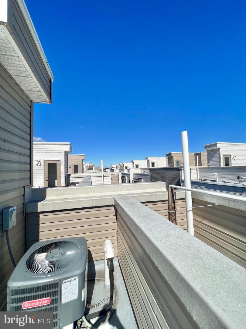 2122 Kensington Walk Property Photo 49