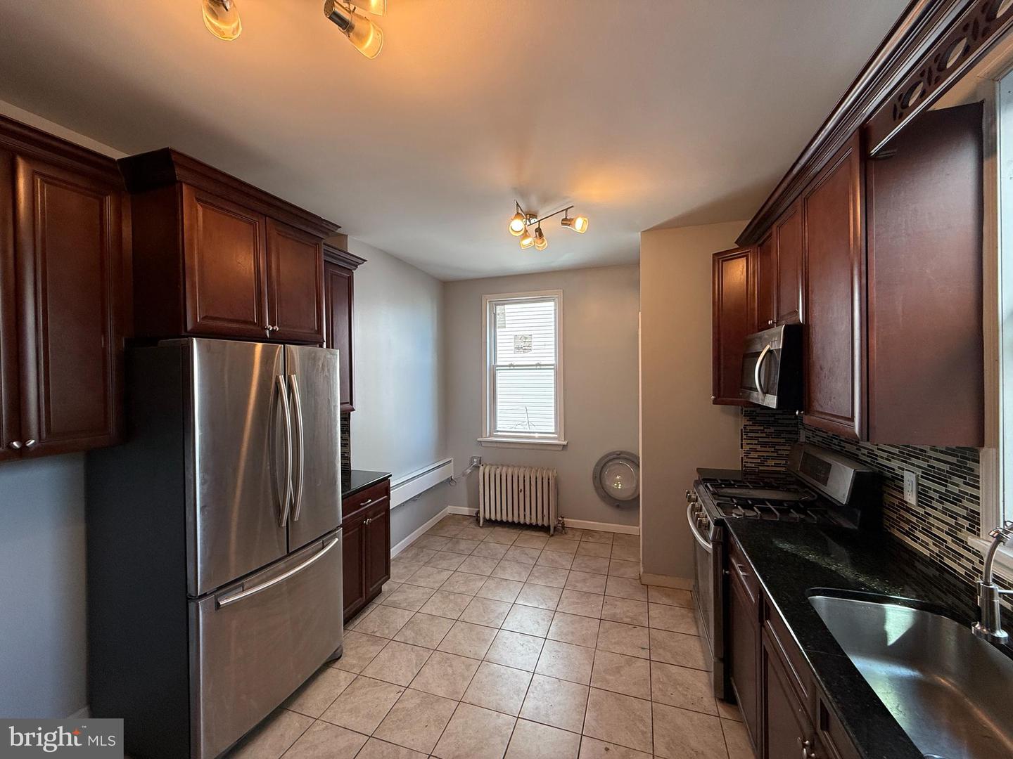 2423 E Allegheny Ave #2 Property Photo 2