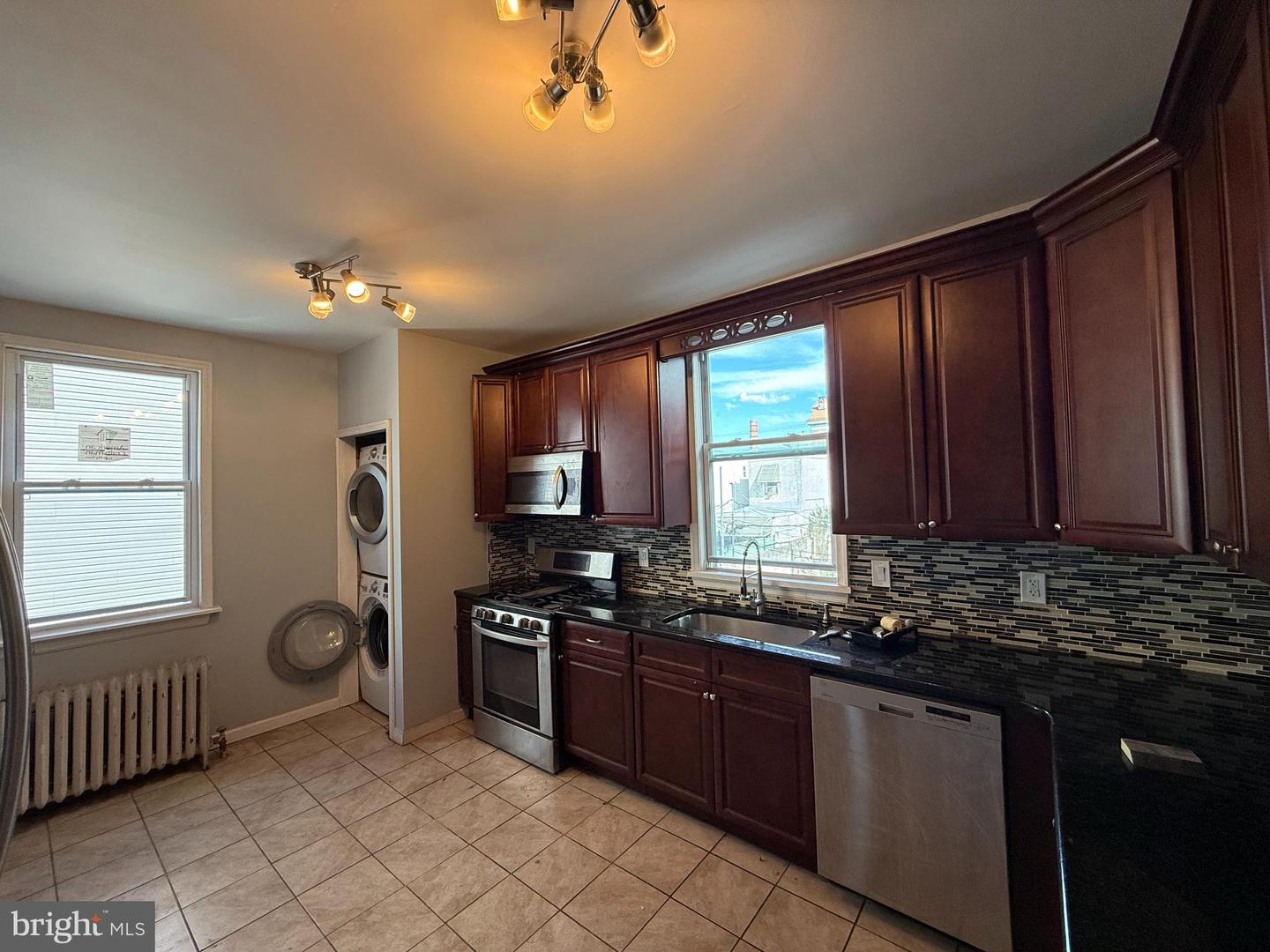 2423 E Allegheny Ave #2 Property Photo 3