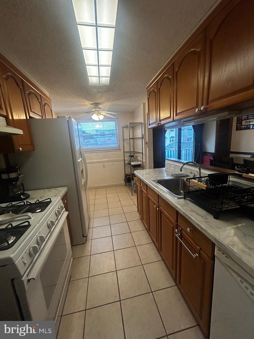3456 Holyoke Rd Property Photo 10