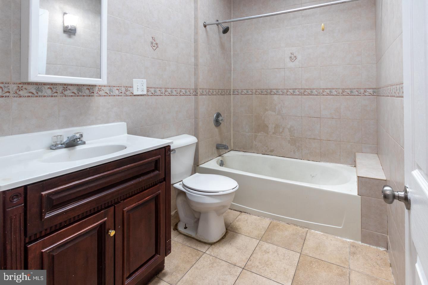 121 N 55th St Property Photo 10