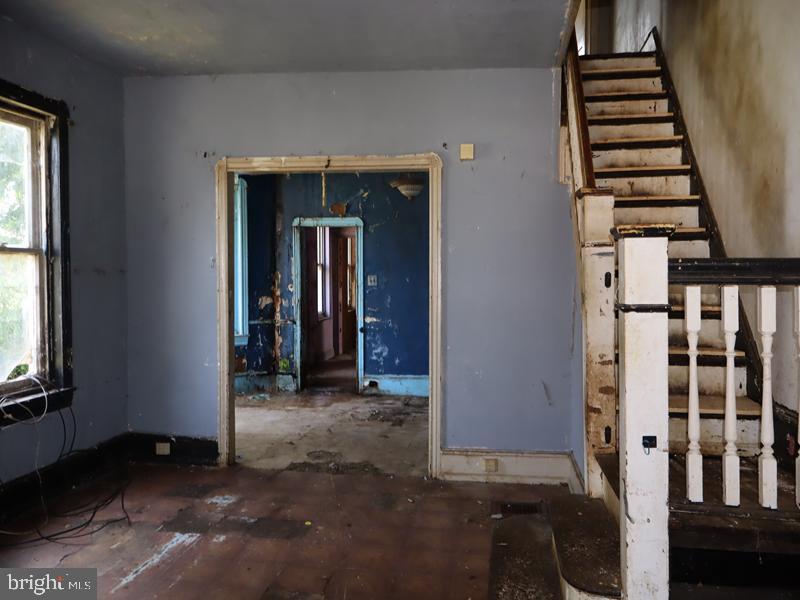 5311 N Howard St Property Photo 8