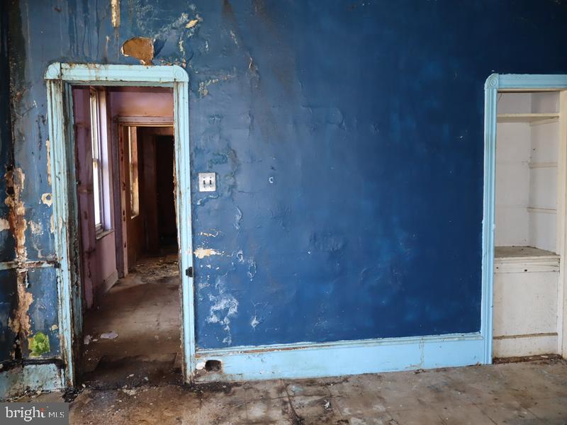 5311 N Howard St Property Photo 16