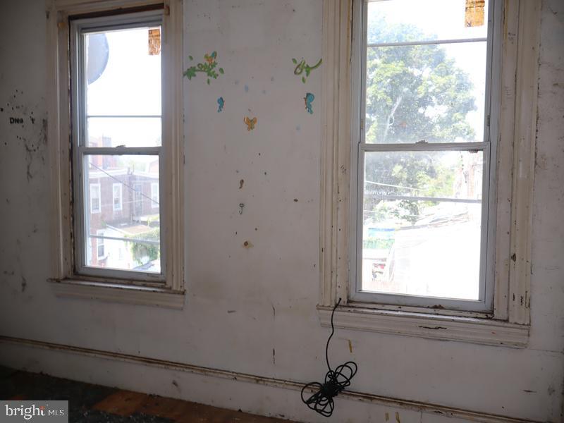 5311 N Howard St Property Photo 19