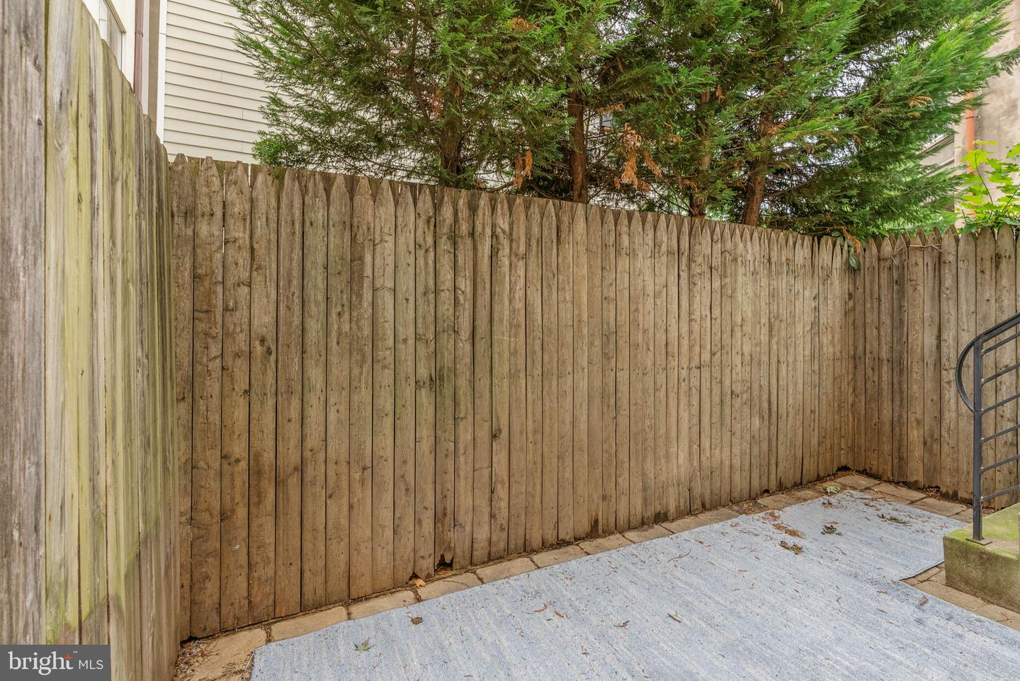 226 W Wildey St Property Photo 17