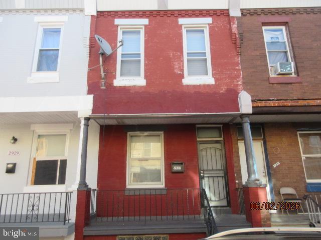 2927 N Stillman St Property Photo 2
