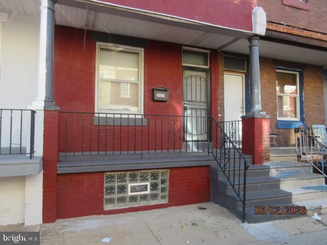 2927 N Stillman St Property Photo 3