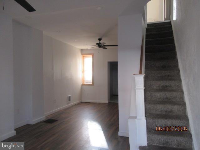 2927 N Stillman St Property Photo 4