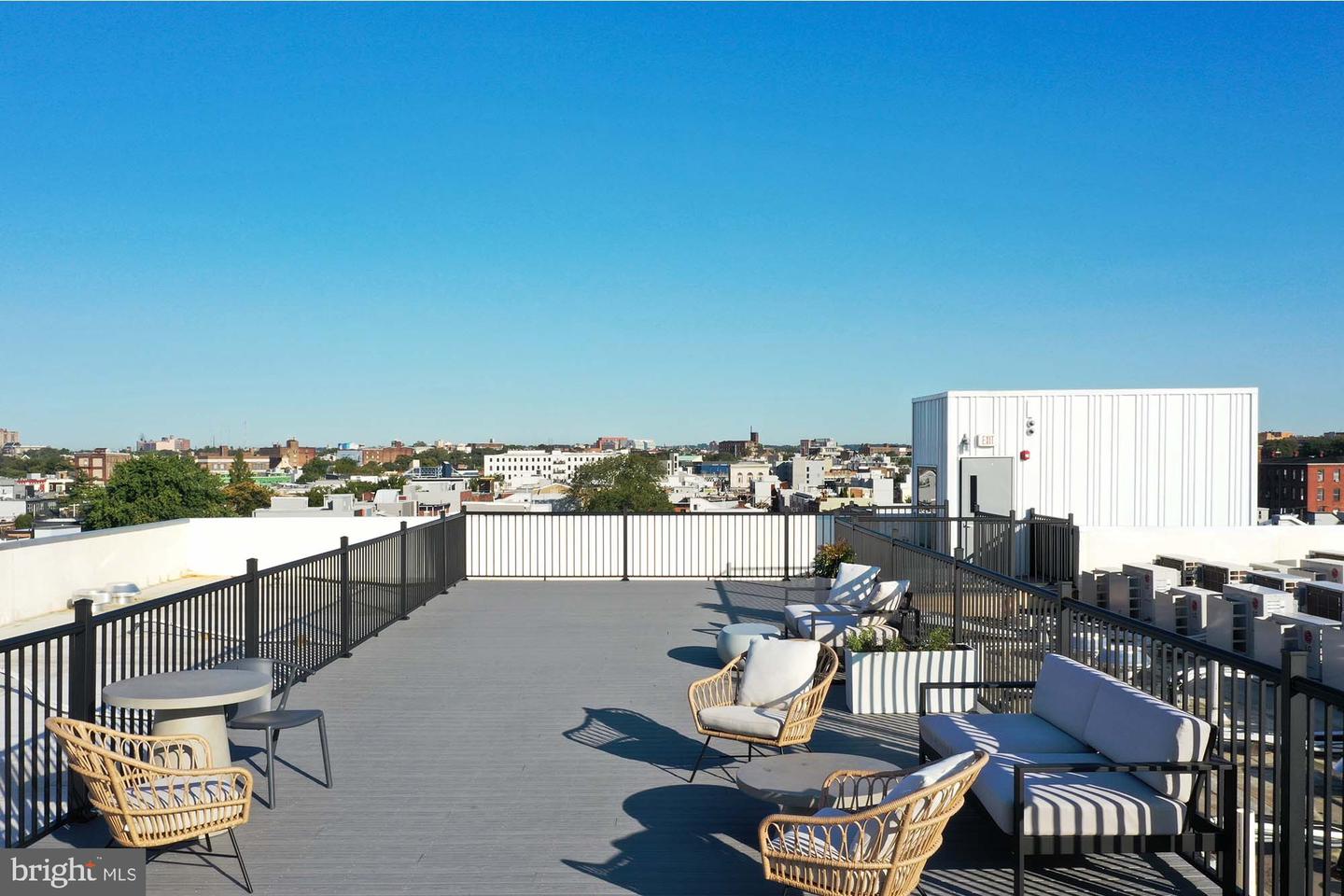 2120-34 E York St #b406 Property Photo 3
