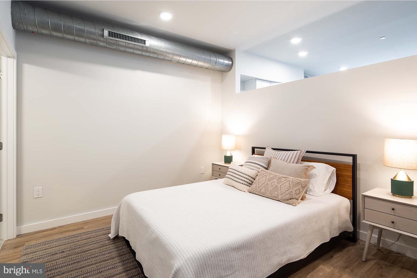 2120-34 E York St #b406 Property Photo 6