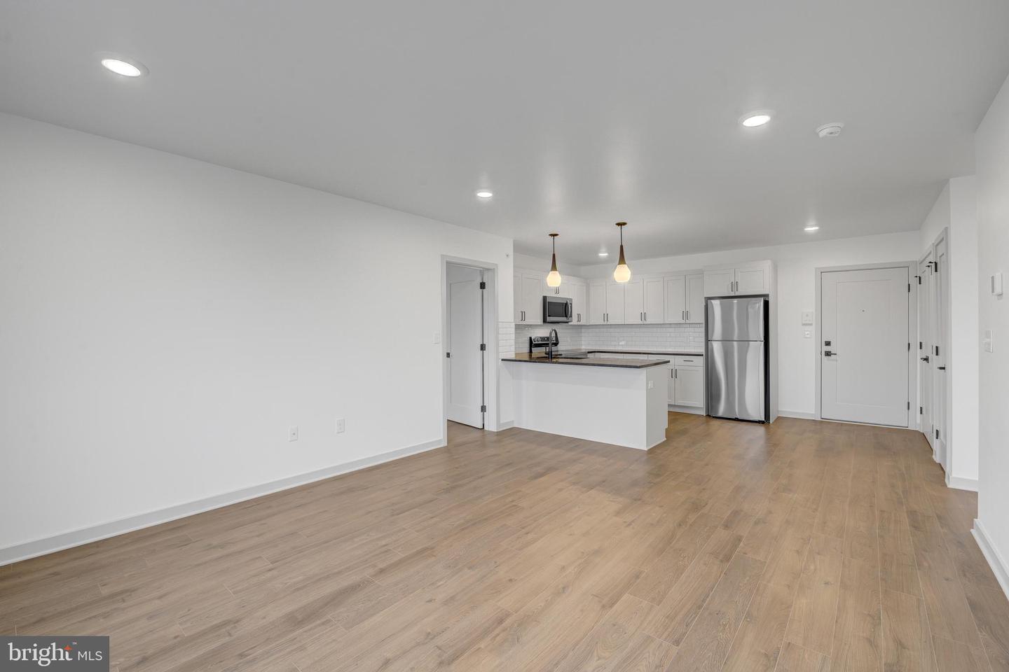 6808 Ridge Ave #502 Property Photo 6