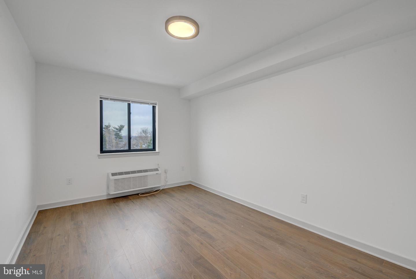 6808 Ridge Ave #502 Property Photo 10
