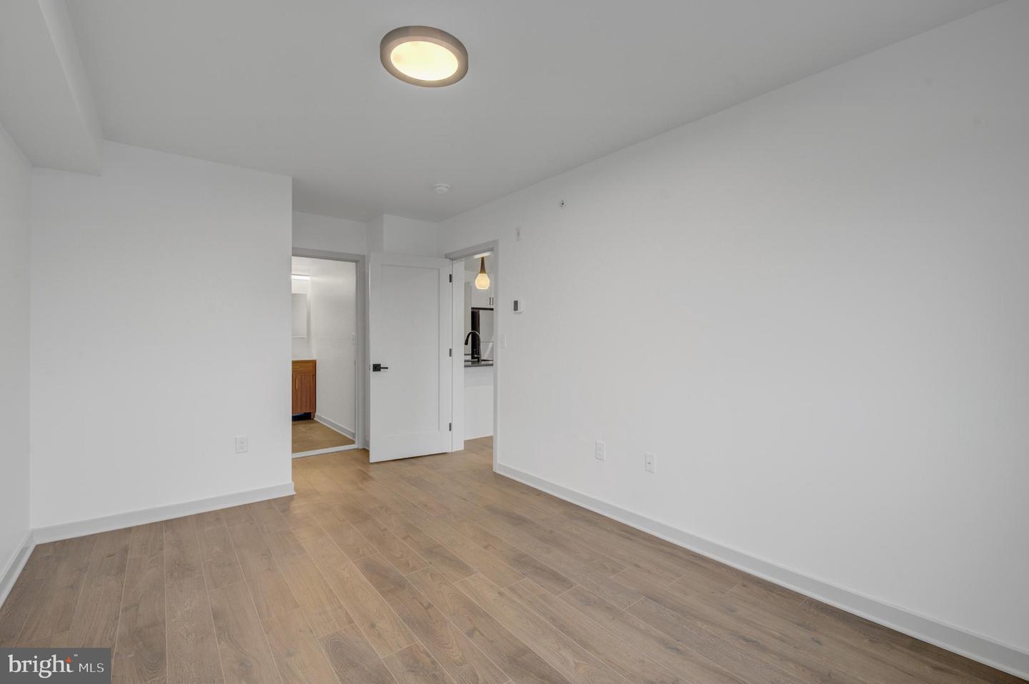 6808 Ridge Ave #502 Property Photo 11