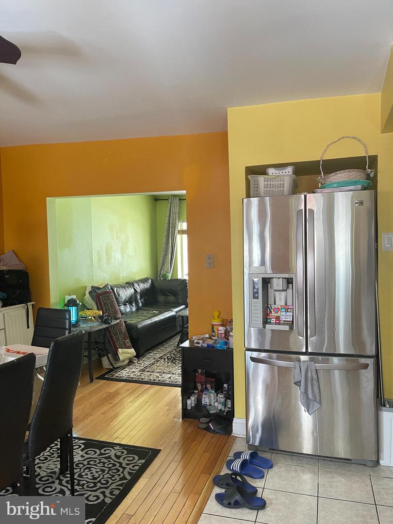 2702 S Darien St Property Photo 4