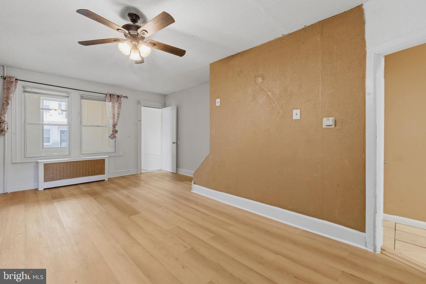 425 W Wellens Ave Property Photo 6