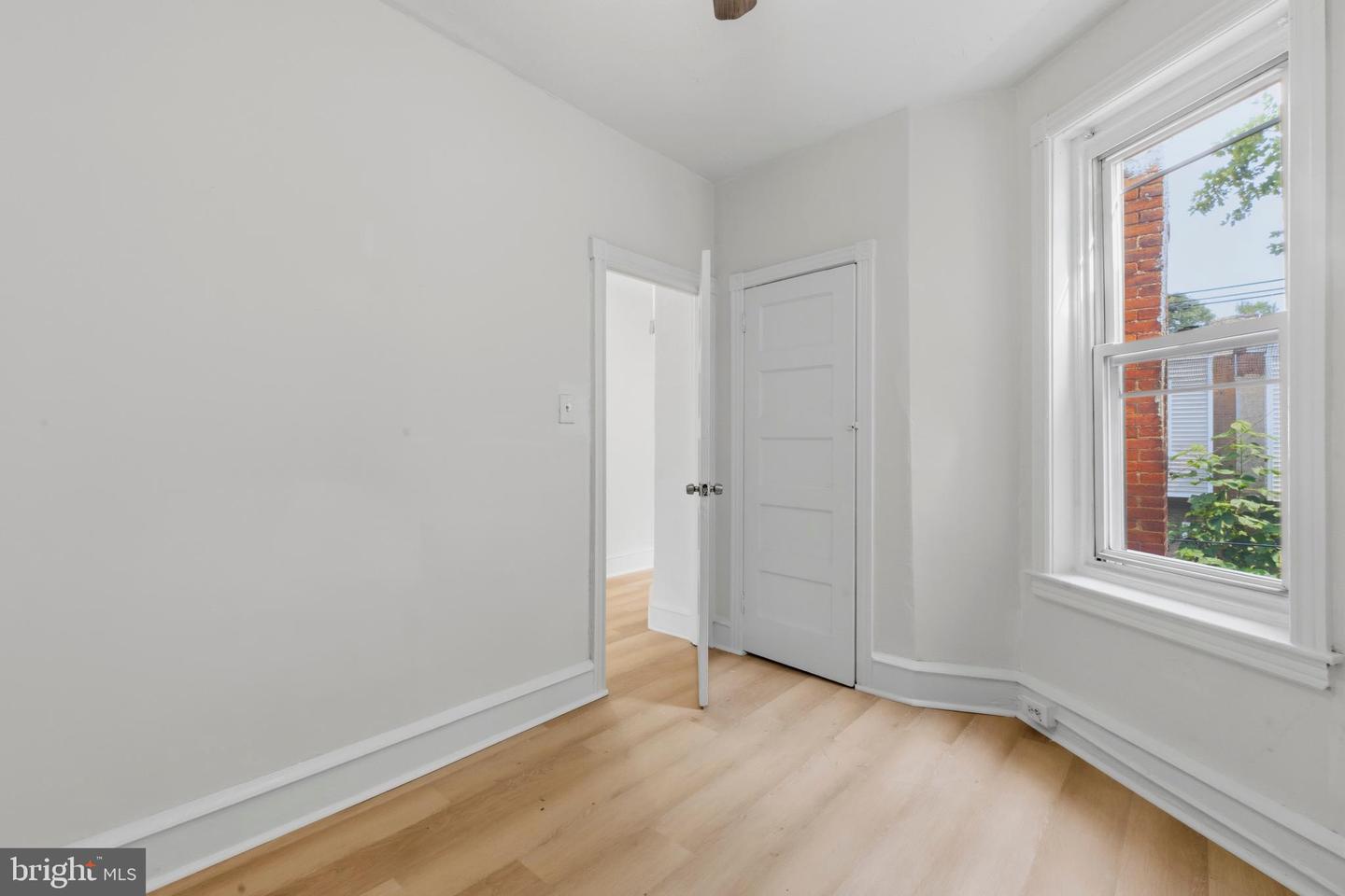 425 W Wellens Ave Property Photo 18