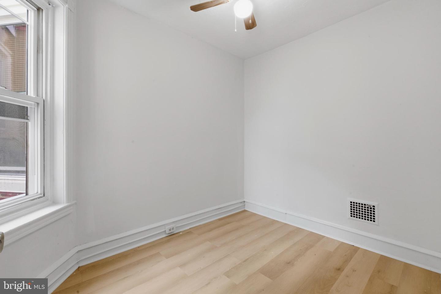 425 W Wellens Ave Property Photo 19
