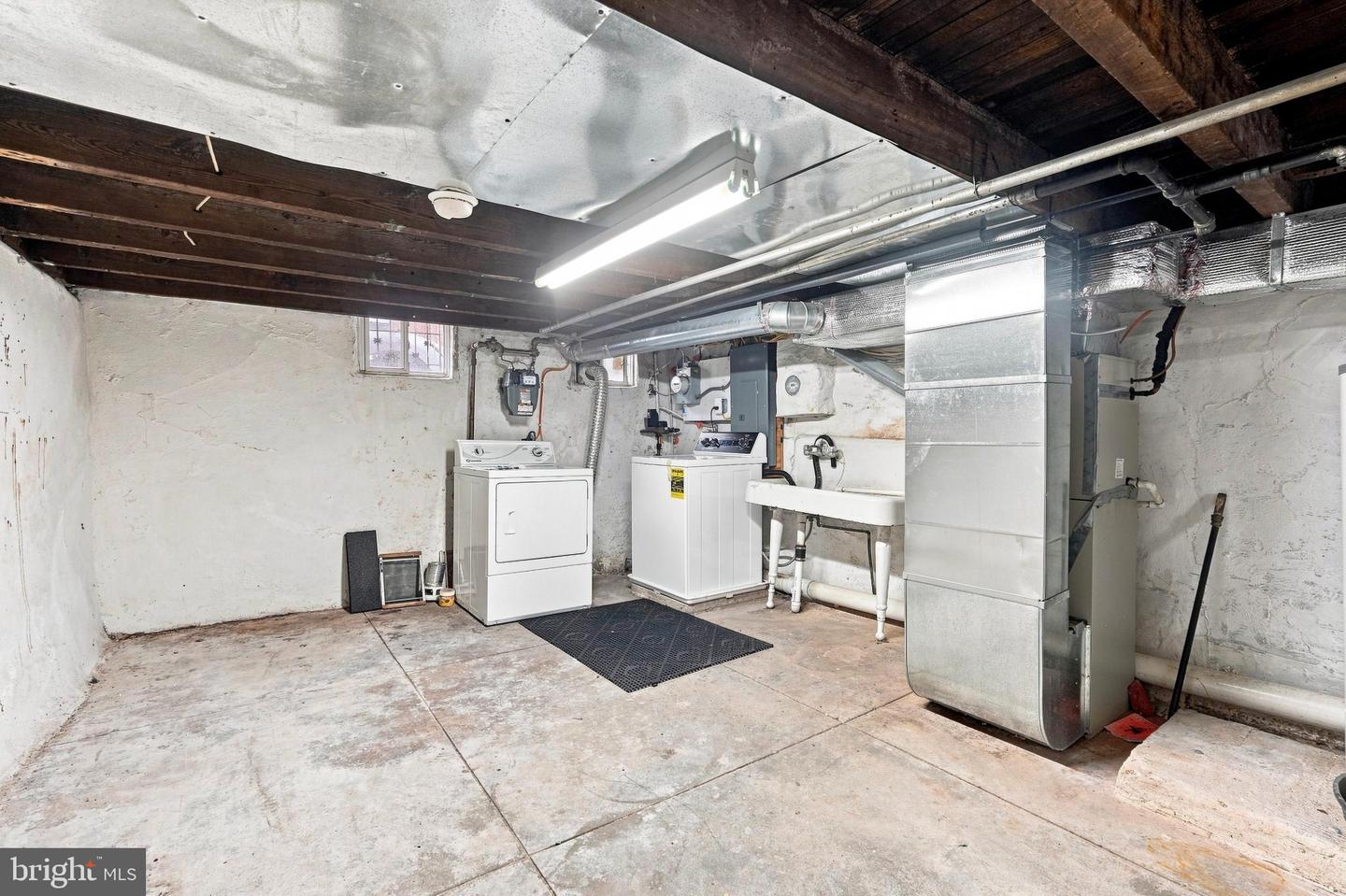 1717 S Chadwick St Property Photo 10