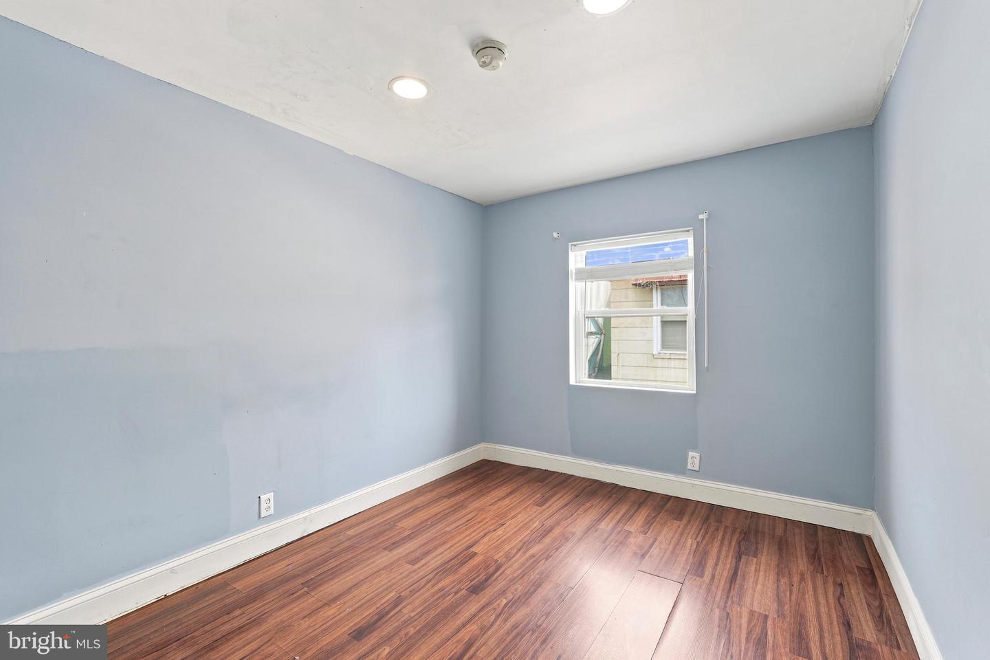 1717 S Chadwick St Property Photo 12