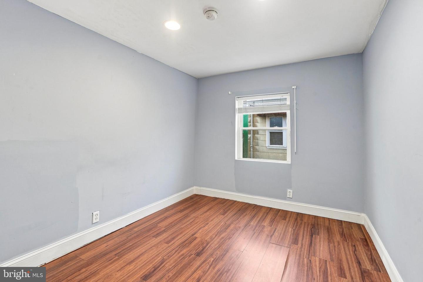 1717 S Chadwick St Property Photo 23