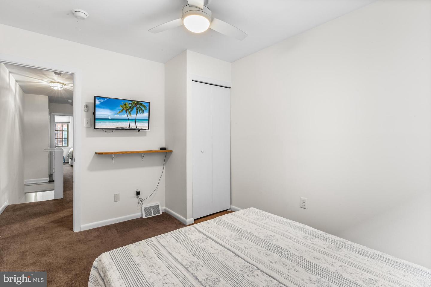 2420 Kimball St Property Photo 21