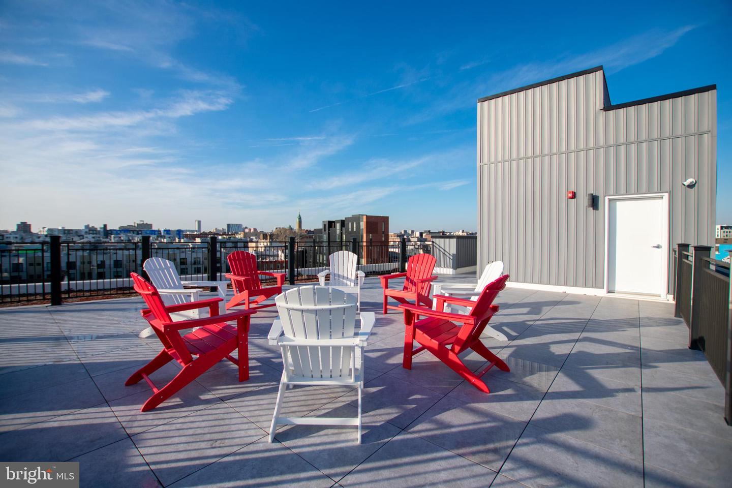 1325 N Lee St #unit 305 Property Photo 28