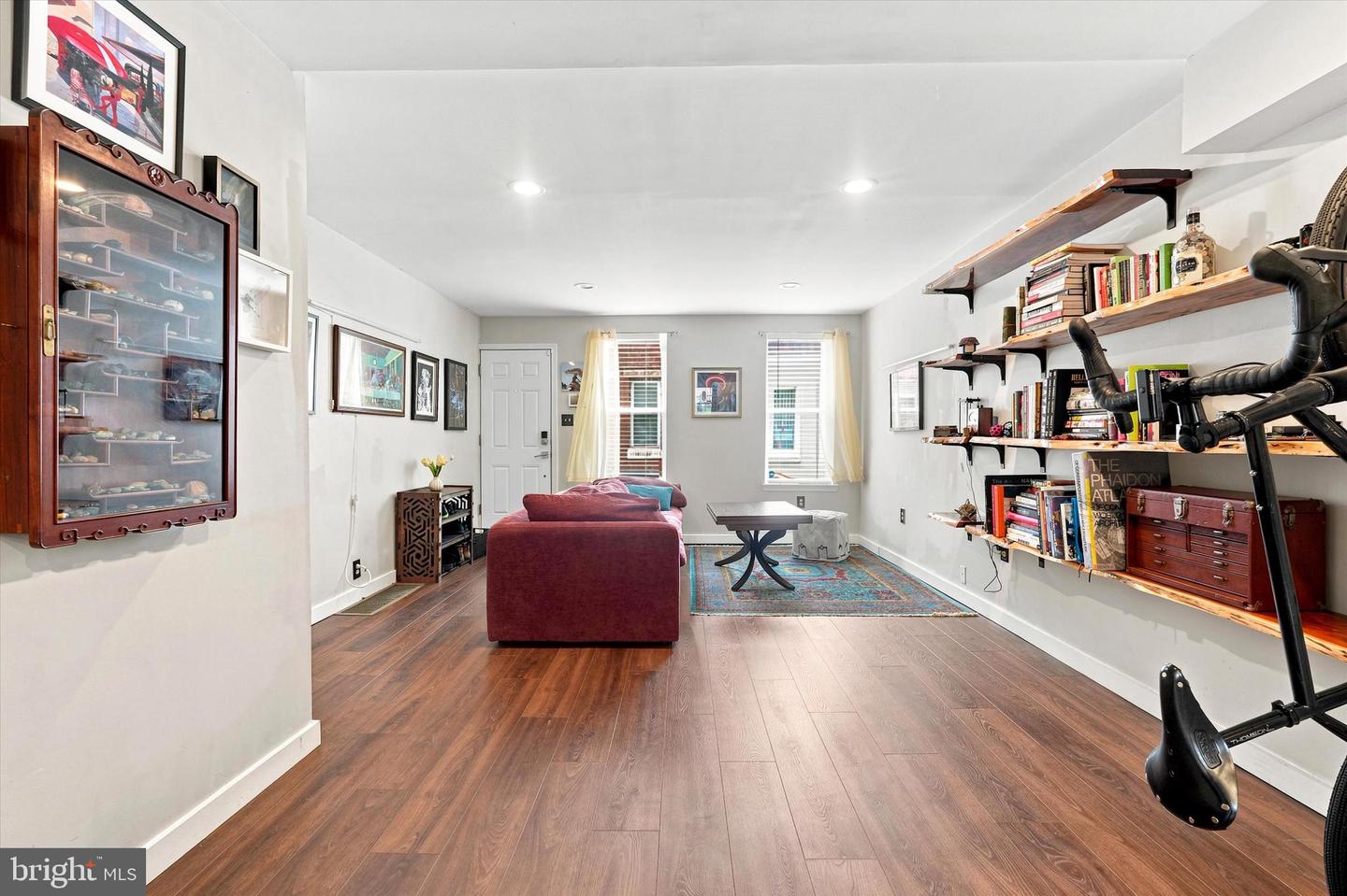 1931 Annin St Property Photo 3