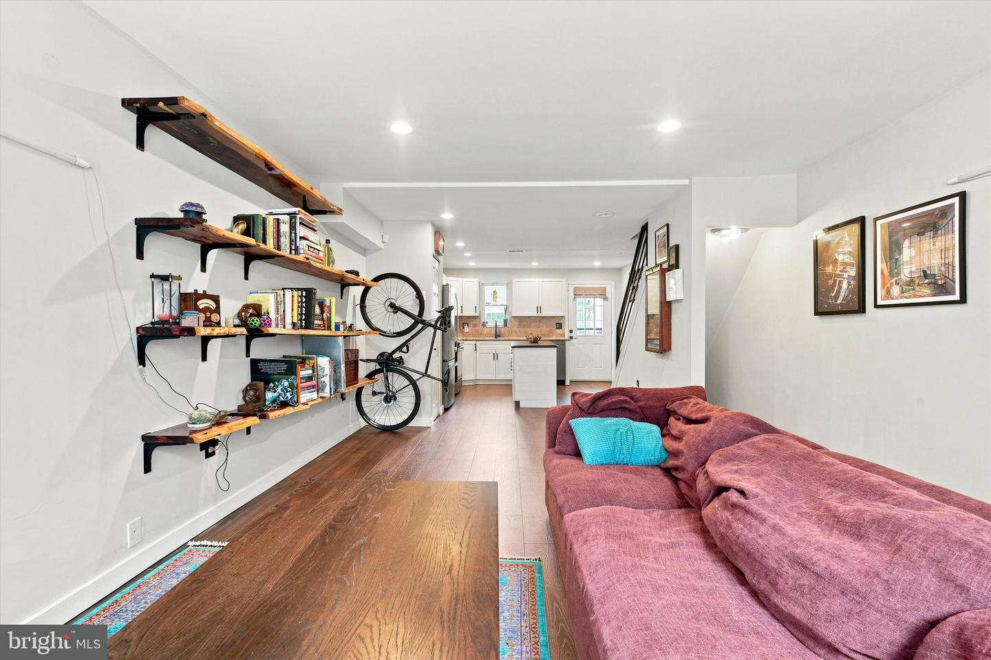 1931 Annin St Property Photo 5