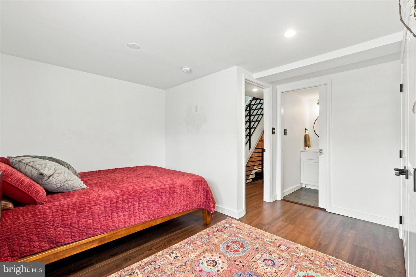 1931 Annin St Property Photo 15