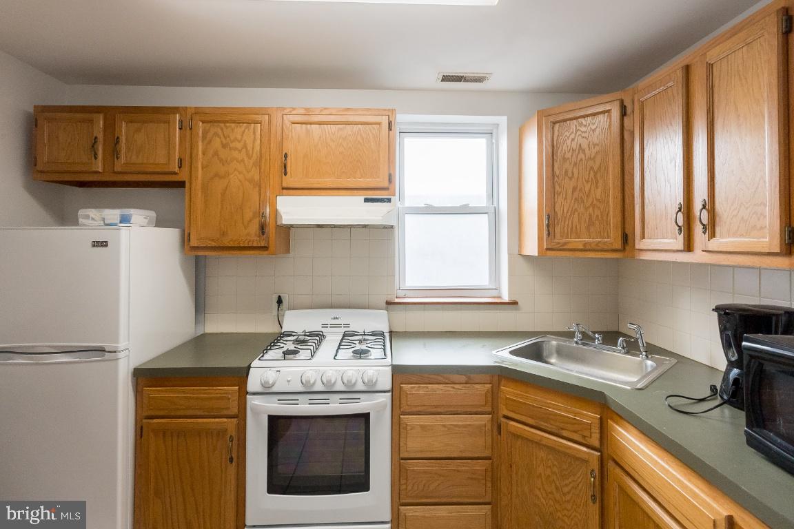 4028 Market St Property Photo 13