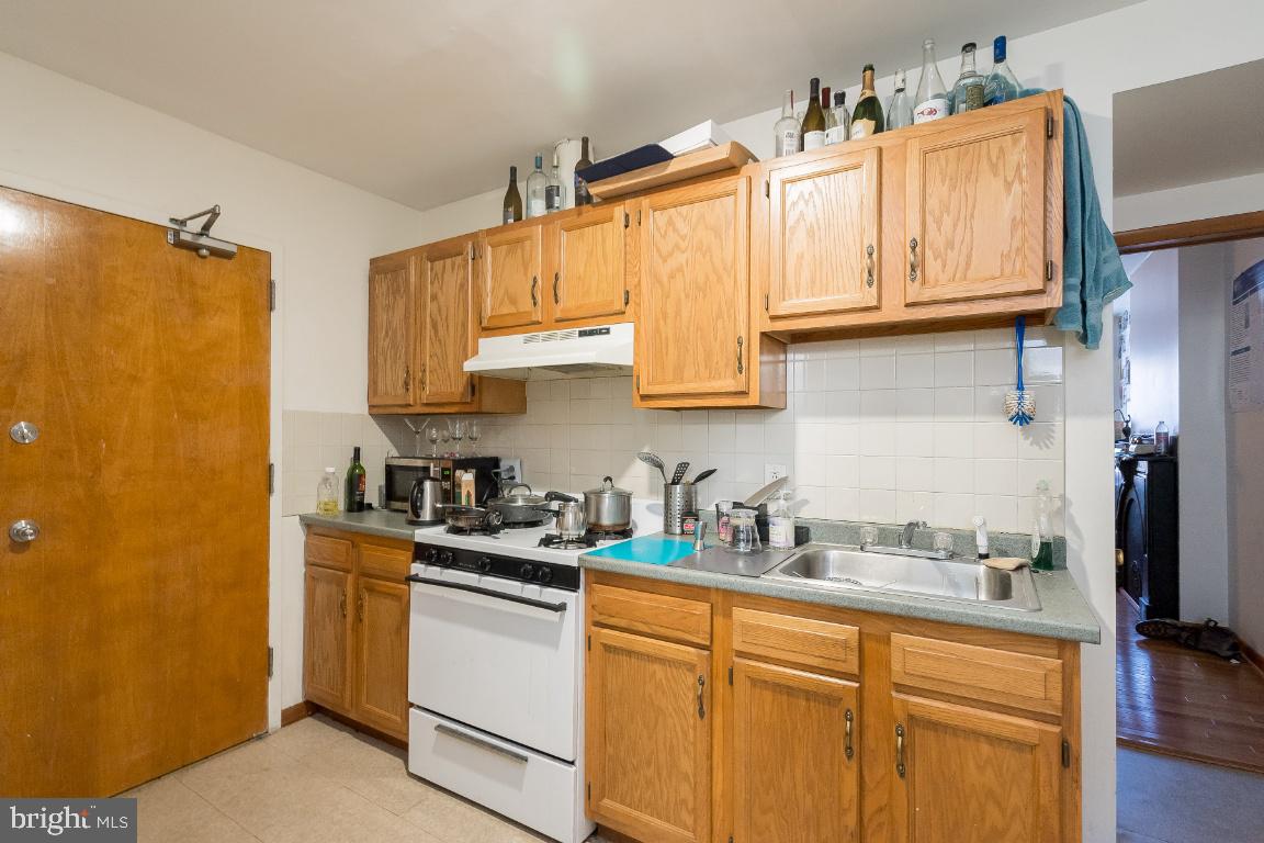 4028 Market St Property Photo 22
