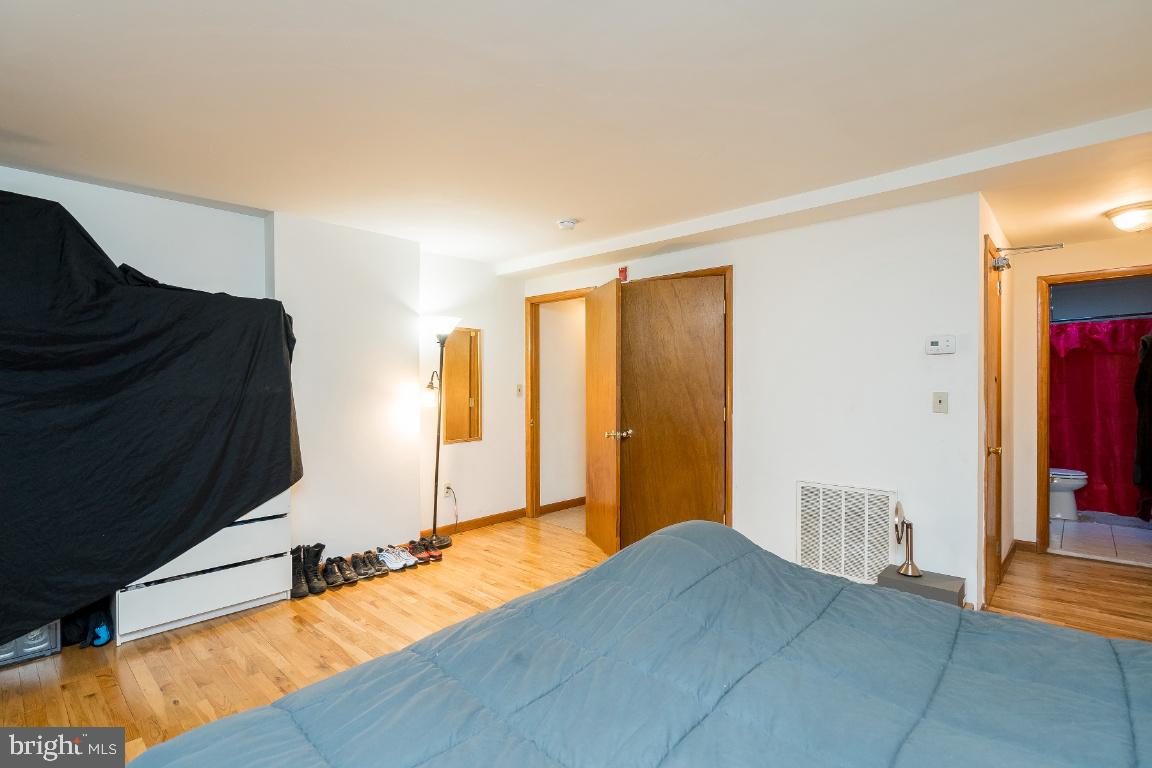 4028 Market St Property Photo 31