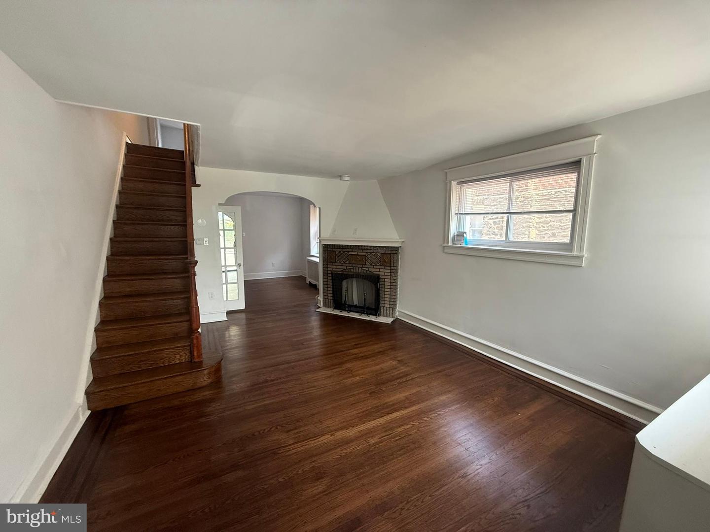 373 E Cliveden St Property Photo 6
