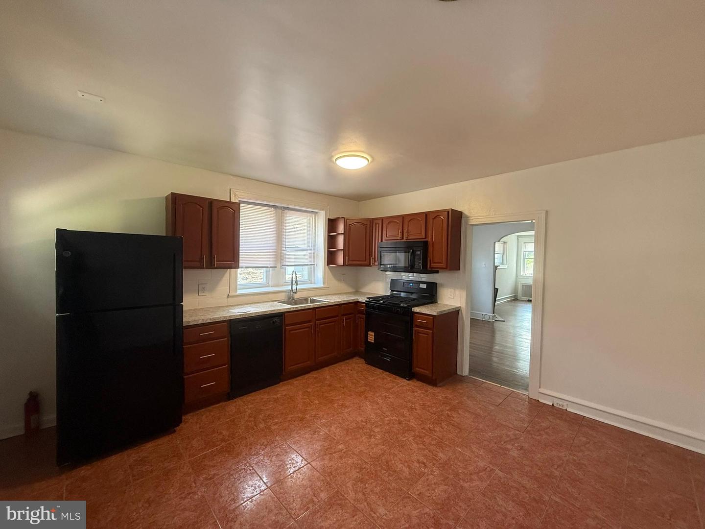 373 E Cliveden St Property Photo 12