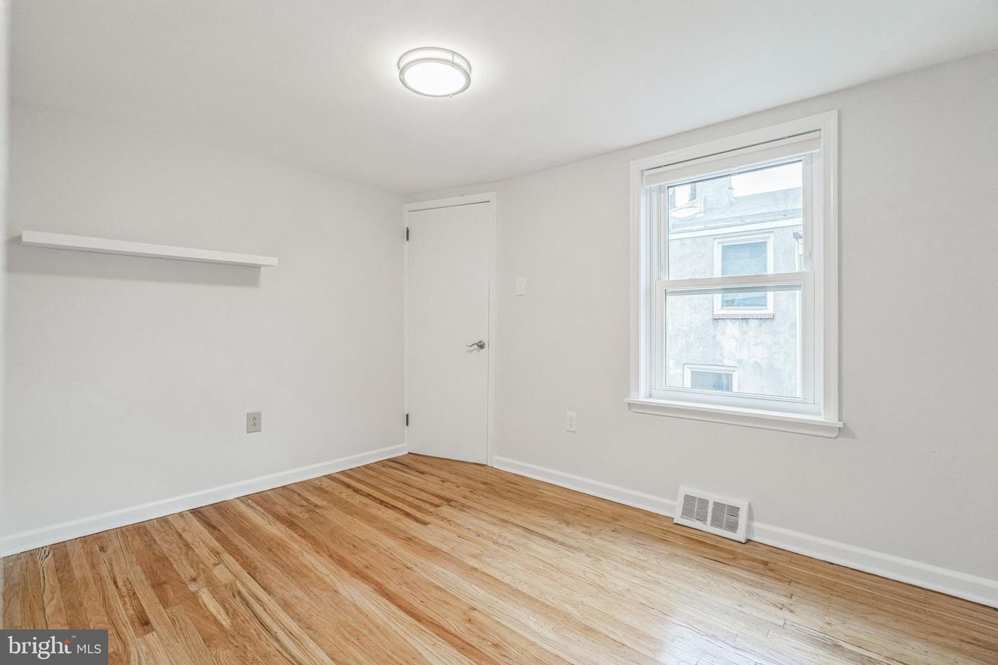 1532 Naudain St Property Photo 19