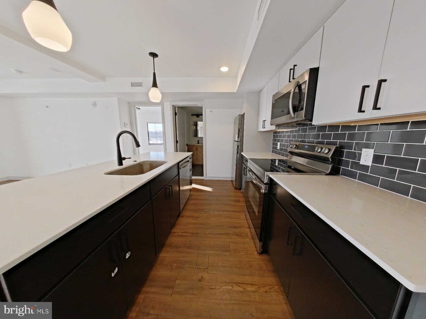 5001 UMBRIA ST #P322 Property Photo 1