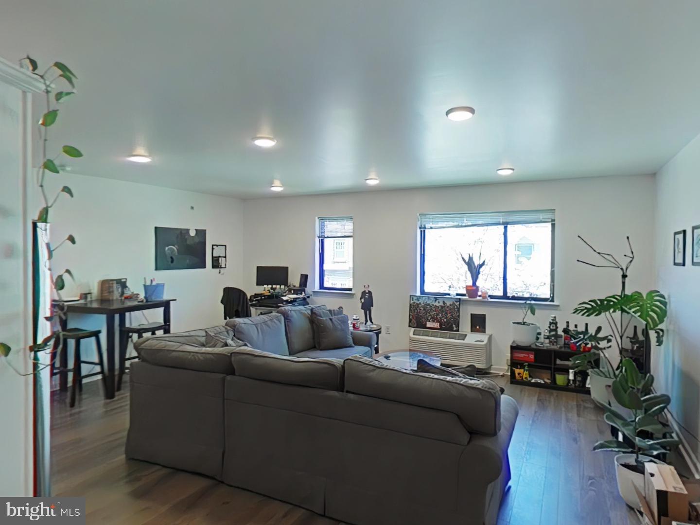 5420 Ridge Ave #208 Property Photo 2