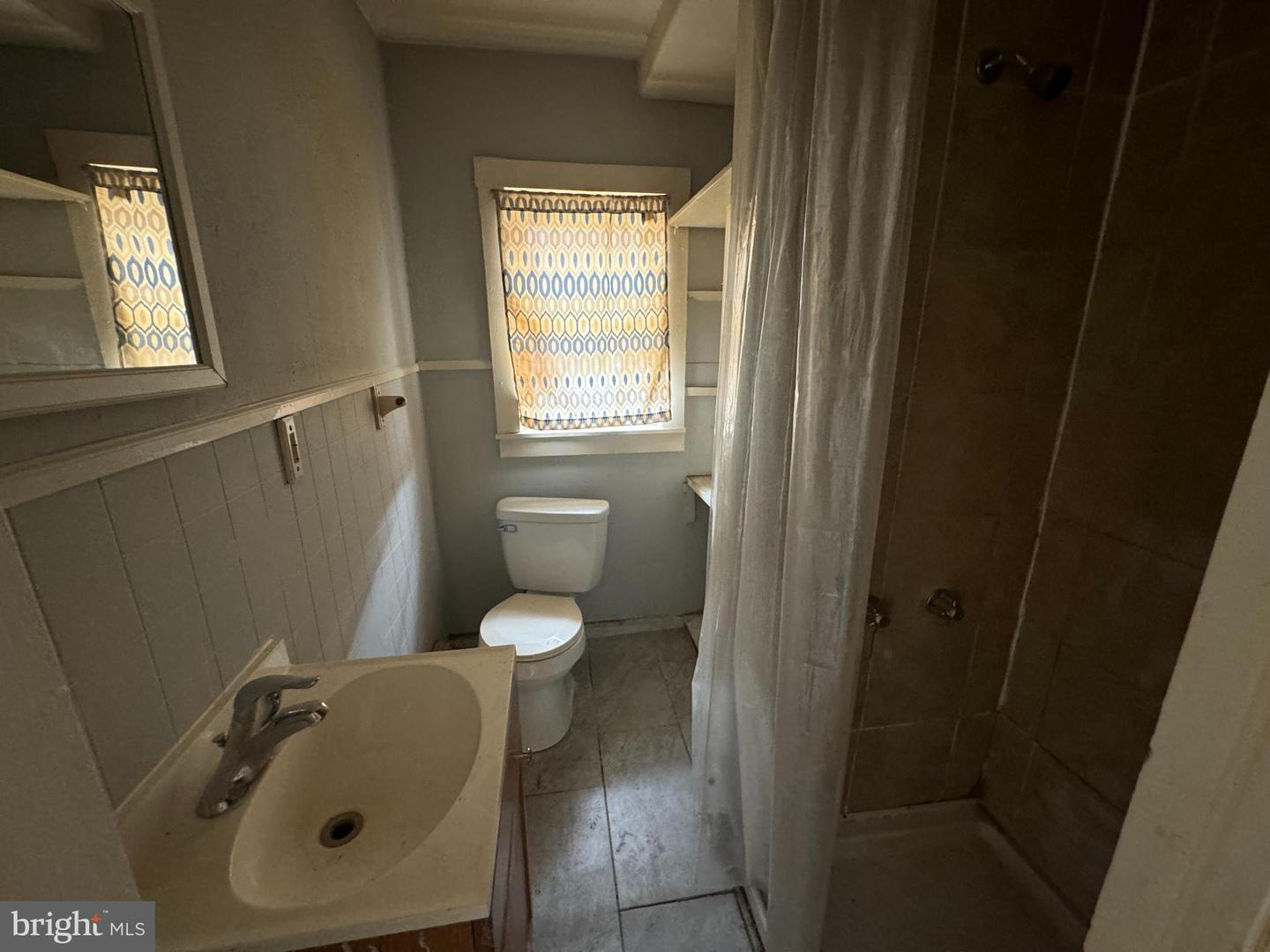 1257 N 57th St Property Photo 13