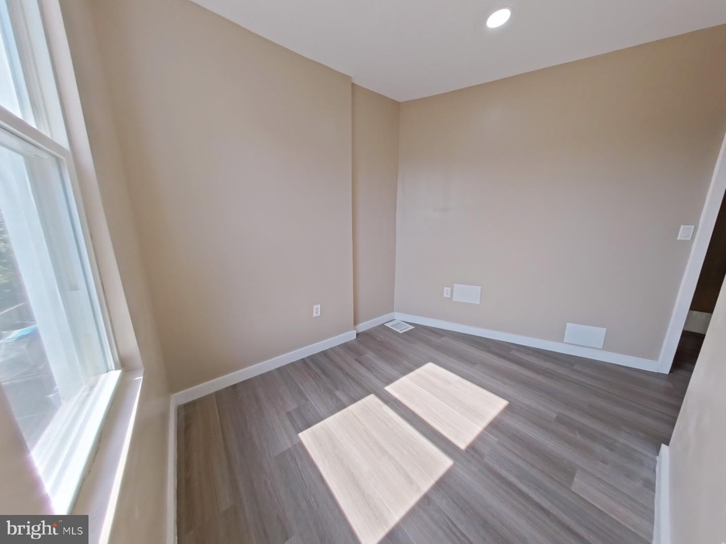 3019 D St Property Photo 10