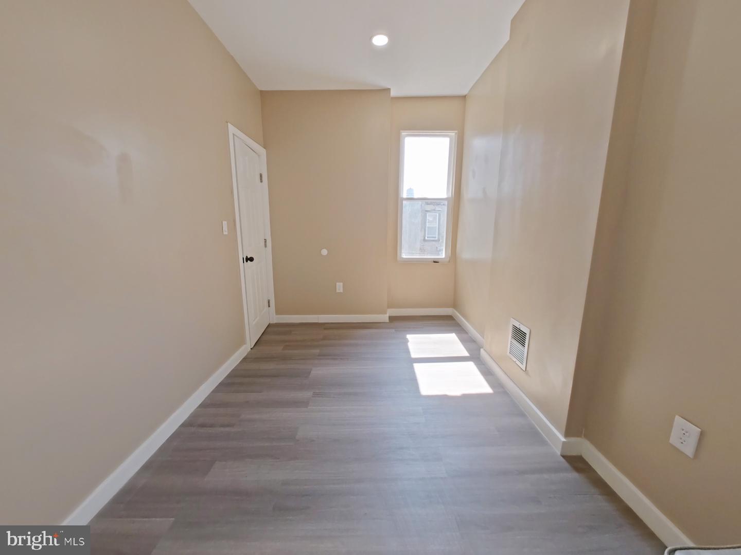 3019 D St Property Photo 11