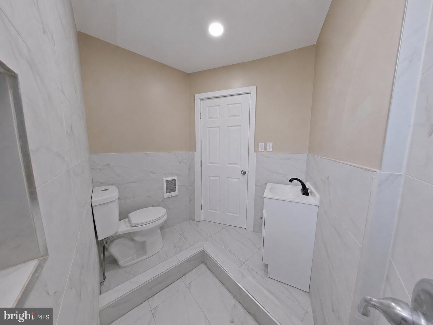 3019 D St Property Photo 13
