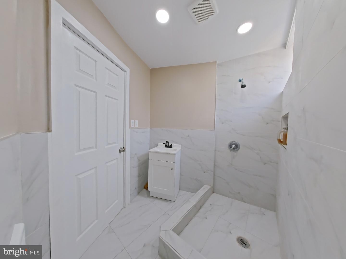 3019 D St Property Photo 14