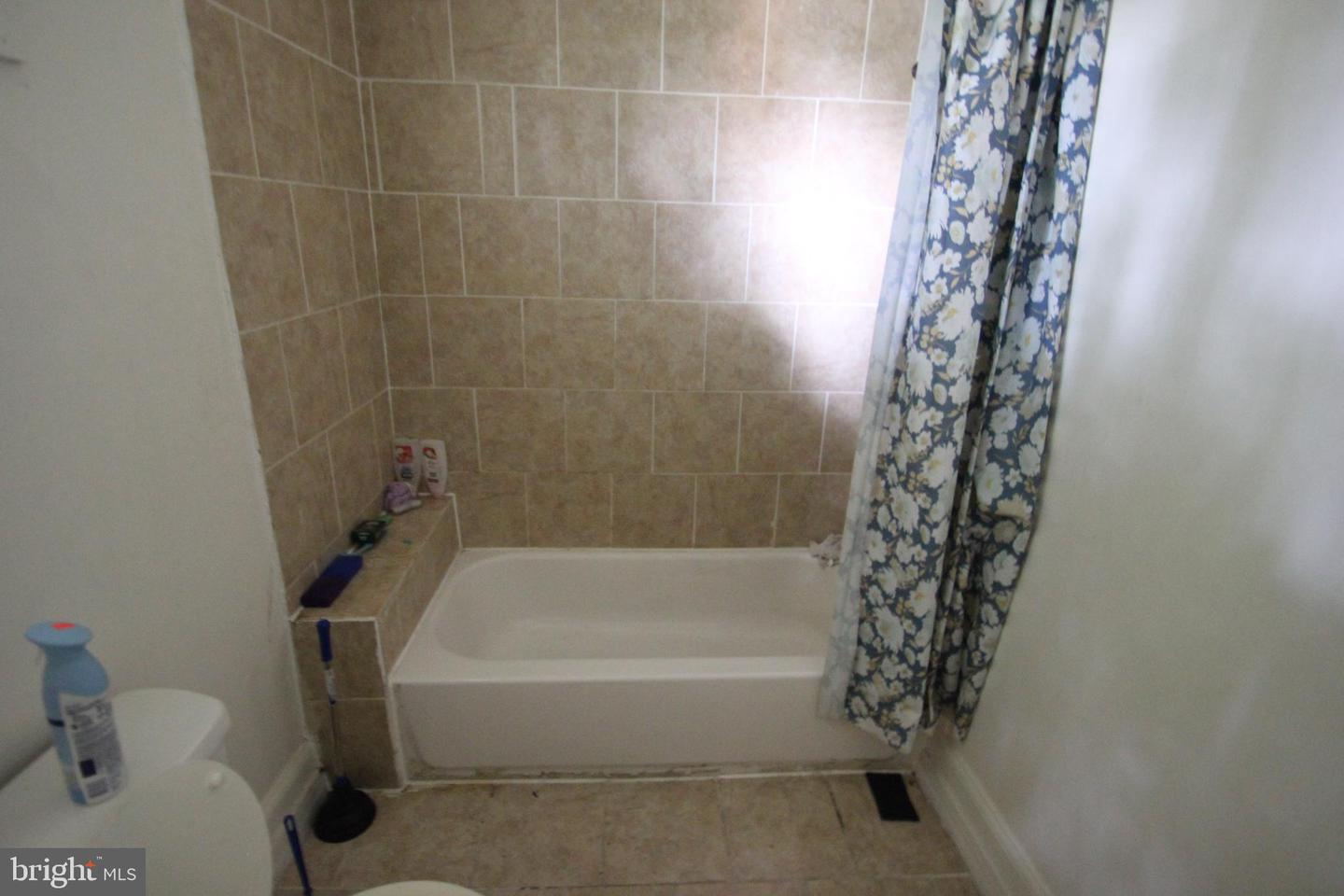 1452 N Ithan St Property Photo 7